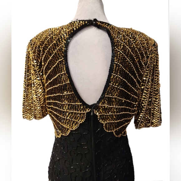 Gorgeous 90s Vintage Gold & Black Sequins & Beaded Dress with Open Back - Picture 5 of 6